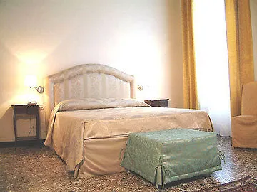 Palazzo Rosa Bed & Breakfast Venice