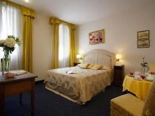 Palazzo Rosa Bed & Breakfast Venice 3*,